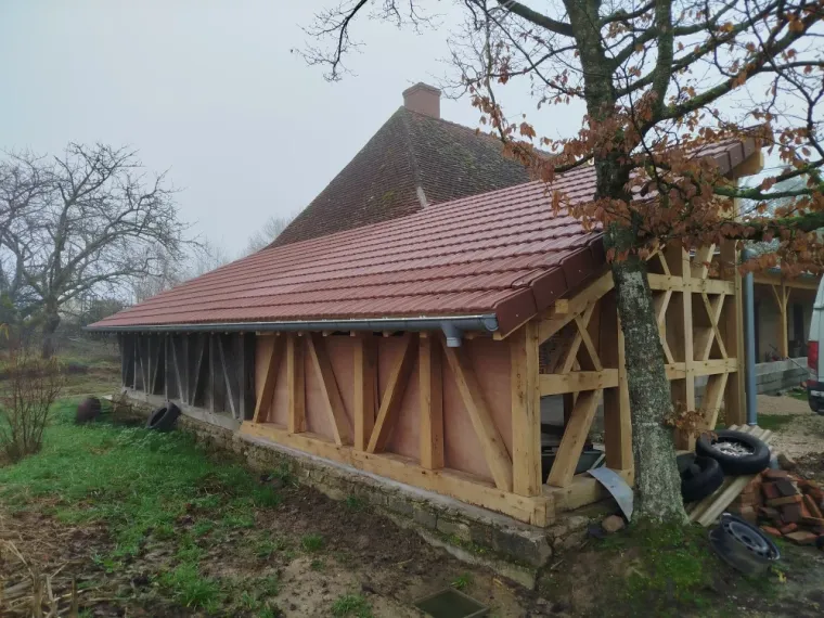 Extension de terrasse avec charpente et couverture à Branges, Louhans, COULON PERE ET FILS
